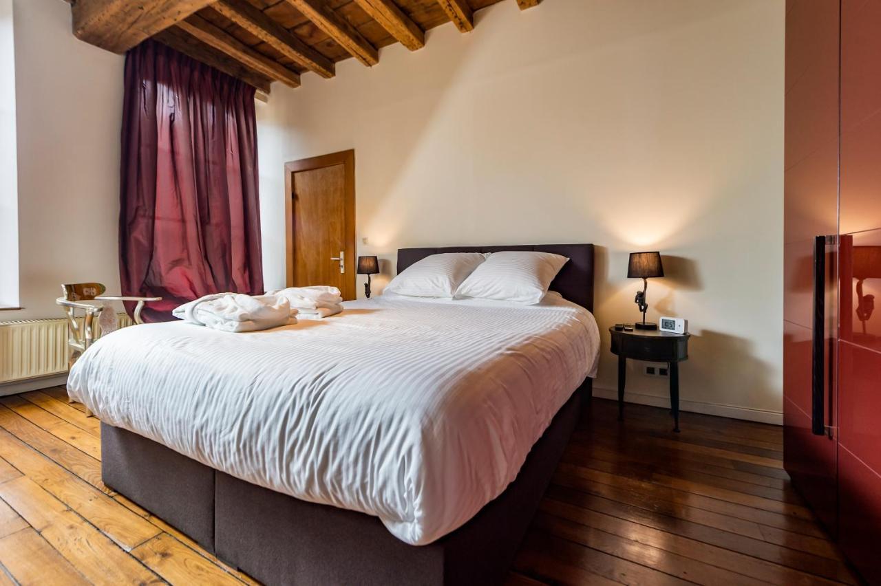 Suite Mana Ohana - Luxe Et Authenticite A 2 Pas De La Place Ducale Avec Parking Prive Charleville-Mezieres Exterior photo