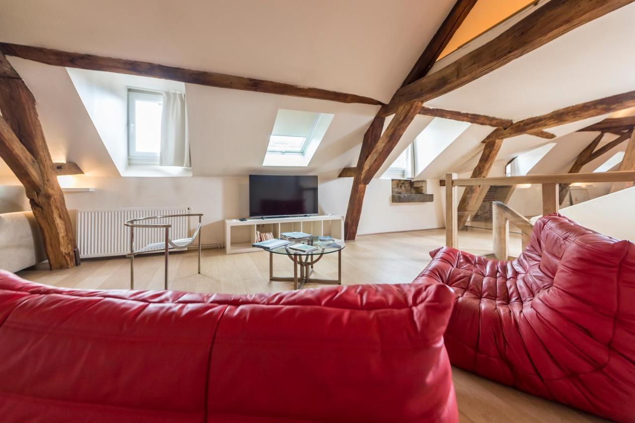 Suite Mana Ohana - Luxe Et Authenticite A 2 Pas De La Place Ducale Avec Parking Prive Charleville-Mezieres Exterior photo